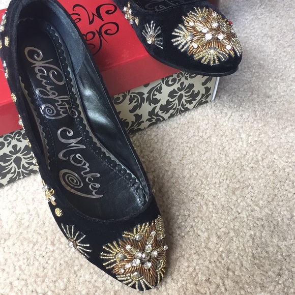 naughty monkey Shoes - 🔥HOST PICK🔥NWOT Naughty Monkey embellished flats